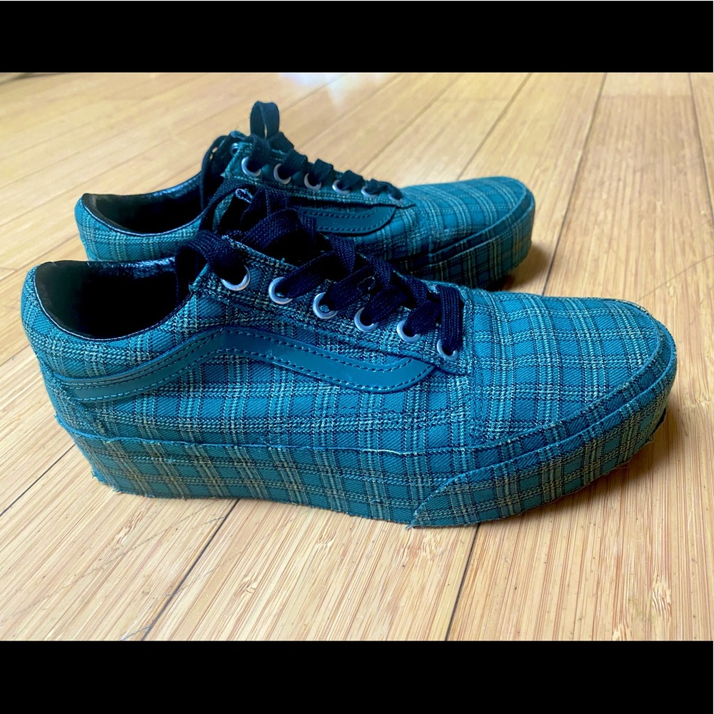 Plaid Platform Vans size 7.5 US W